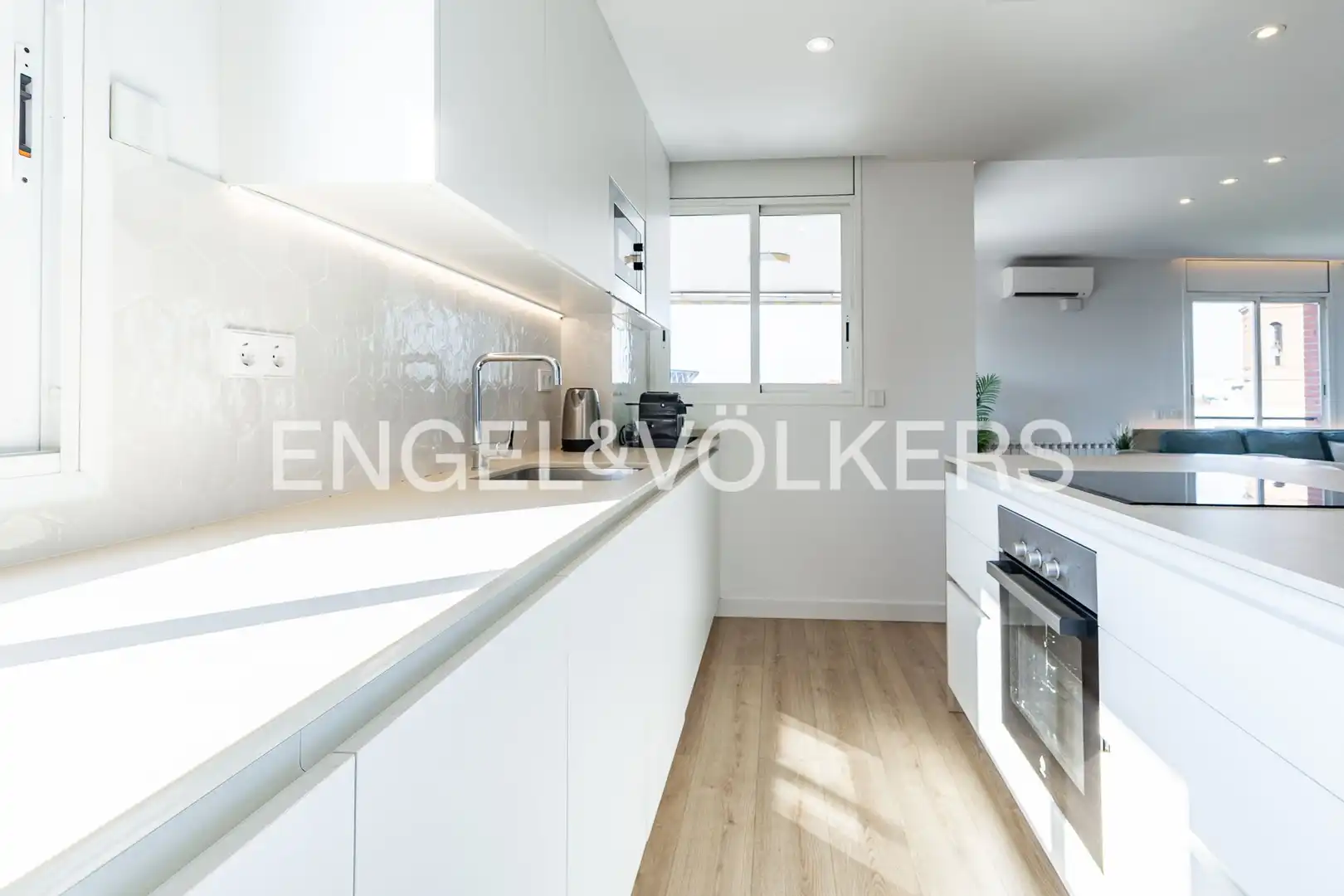Cocina de Piso en venta en Sant Adrià de Besòs con Aire acondicionado, Calefacción y Parquet