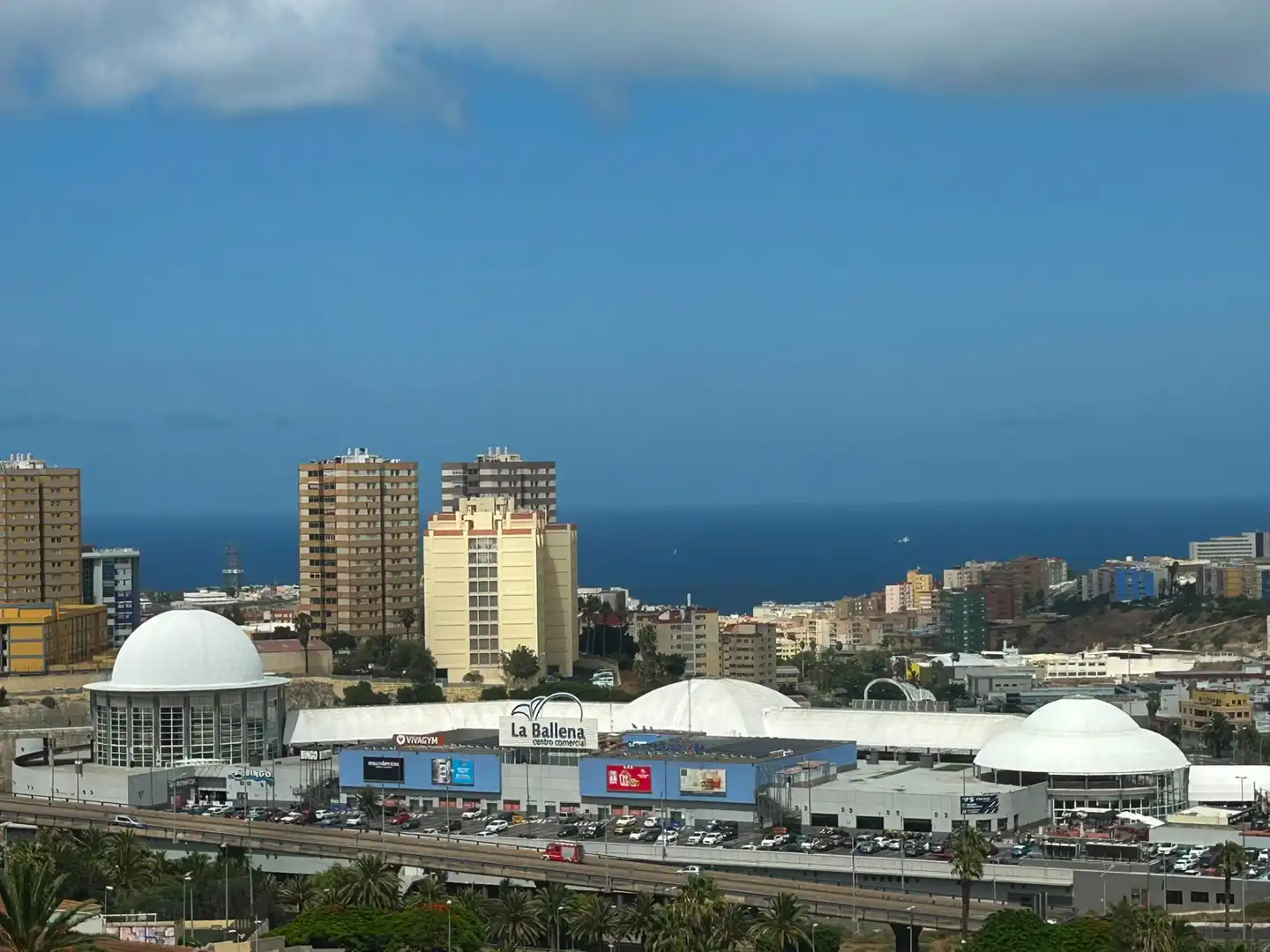 Vista exterior de Piso en venta en Las Palmas de Gran Canaria con Terraza