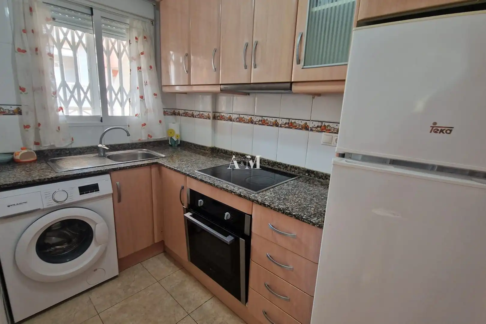 Küche von Wohnung zur Miete in Torrevieja mit Klimaanlage, Heizung und Terrasse