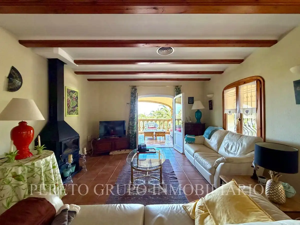 Detached house with pool for sale in El Montgó, imagen 10