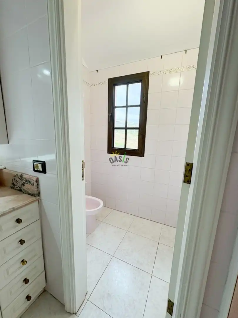 Bany de Casa o xalet en venda en Santa Cruz de Tenerife amb Terrassa, Traster i Piscina