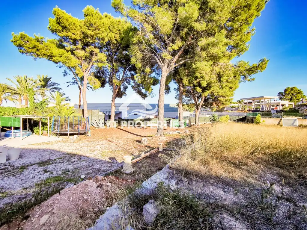 Houses for sale in Jávea / Xàbia  with Private garden
