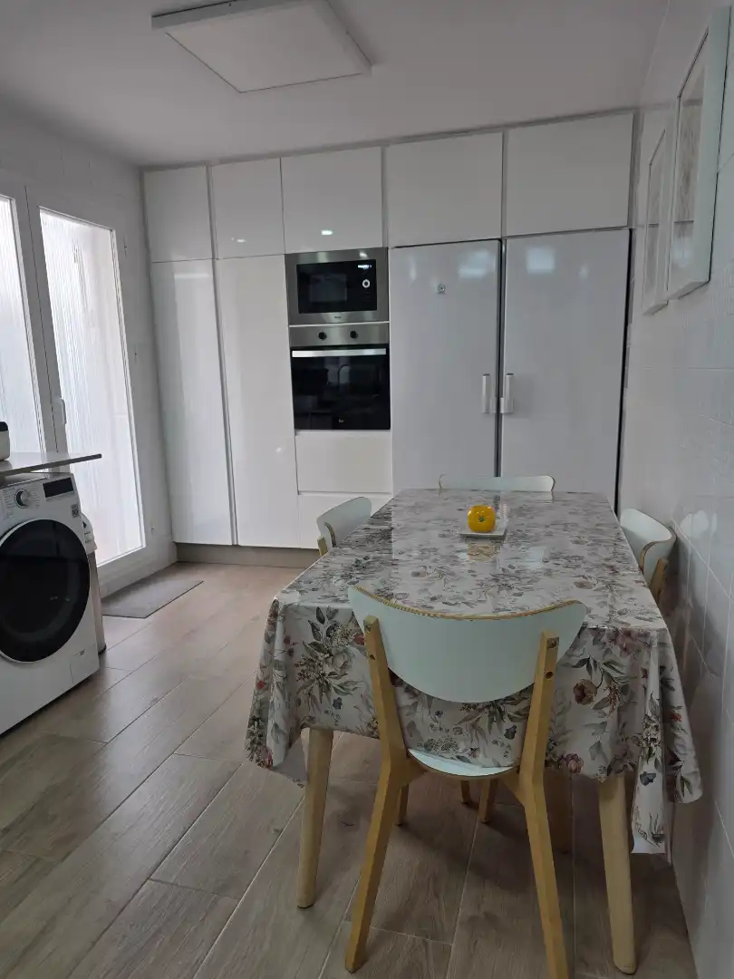 Cocina de Casa adosada en venta en Utrera con Aire acondicionado, Jardín privado y Terraza