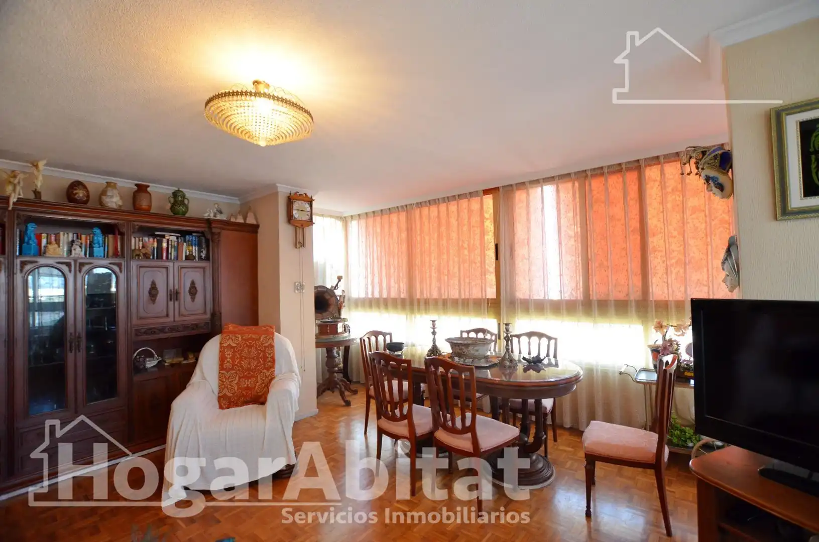 Sala d'estar de Pis en venda en Alicante / Alacant amb Aire condicionat, Calefacció i Jardí privat