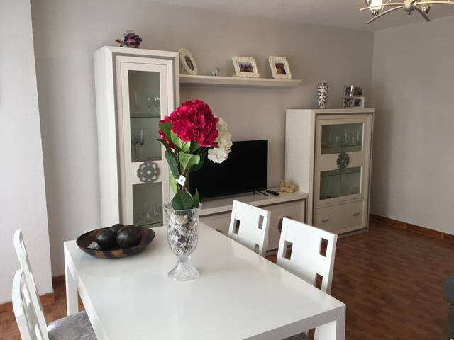 Piso en Alquiler en Balerma