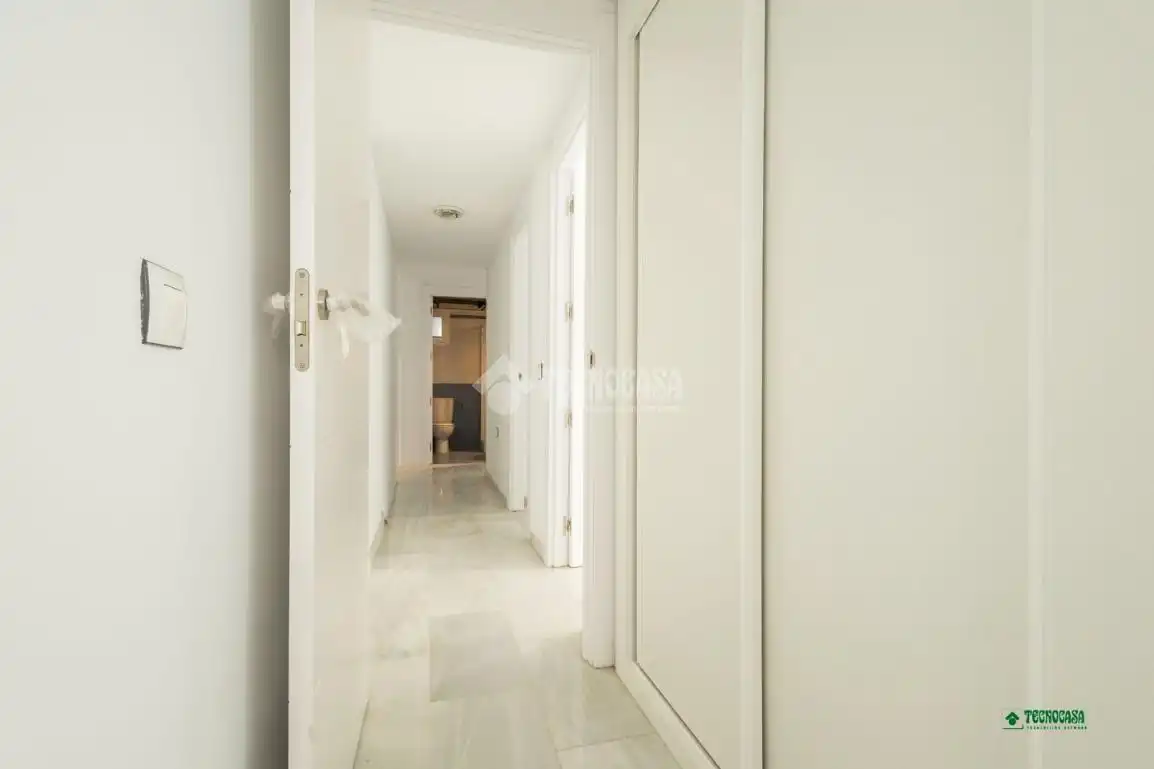 Flat for sale in Almería  with Air Conditioner