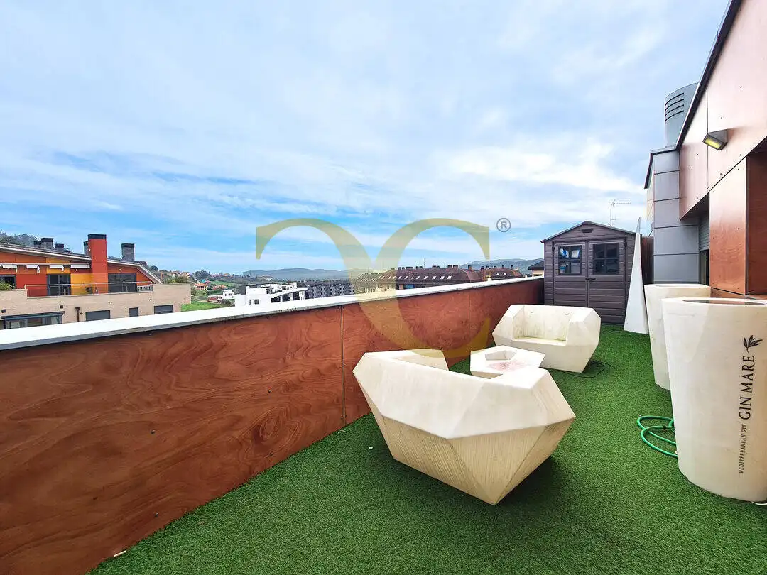 Terrasse von Maisonette zum Verkauf in Oviedo  mit Heizung, Privatgarten und Terrasse