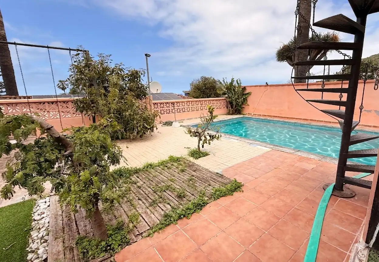 Swimming pool of Houses for sale in La Orotava  with Terrace, Storage room and Swimming Pool
