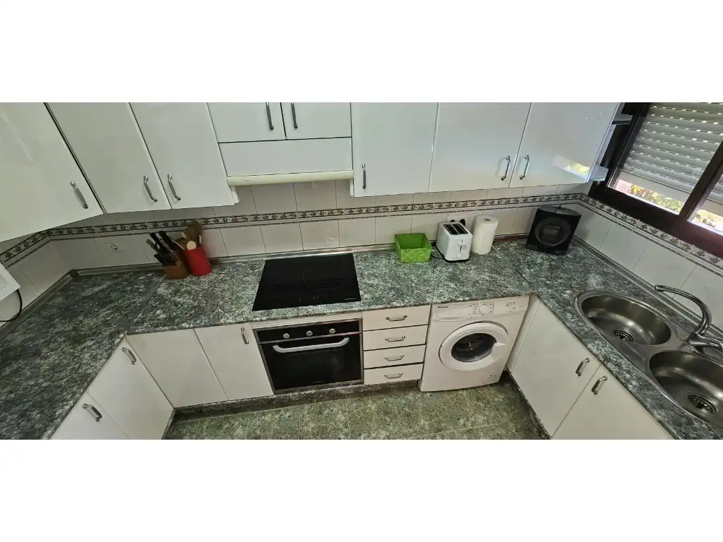 Flat for rent in Calle Playa La, 34, Playamar - Benyamina