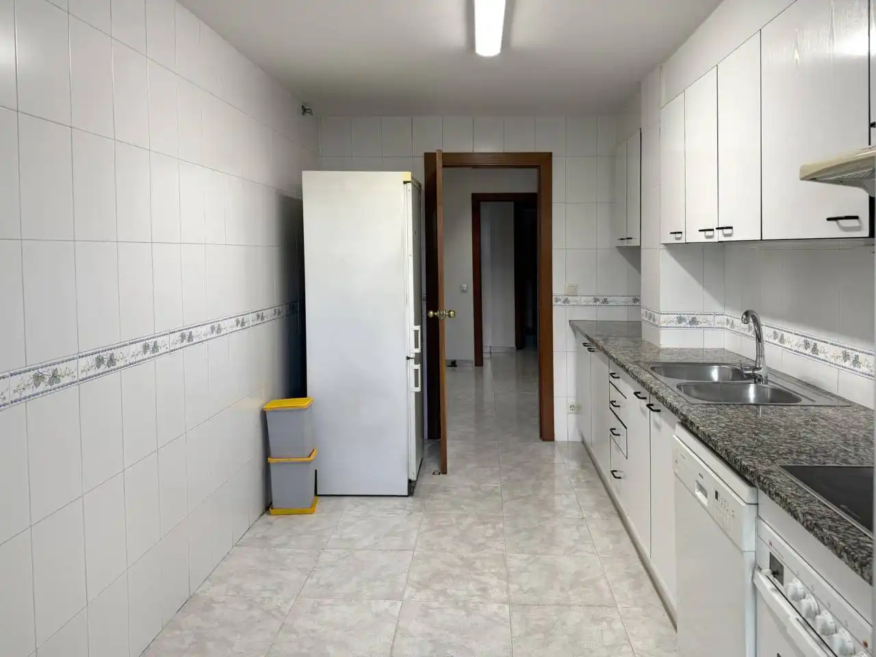 Kitchen of Flat for sale in Olot  with Air Conditioner, Heating and Terrace