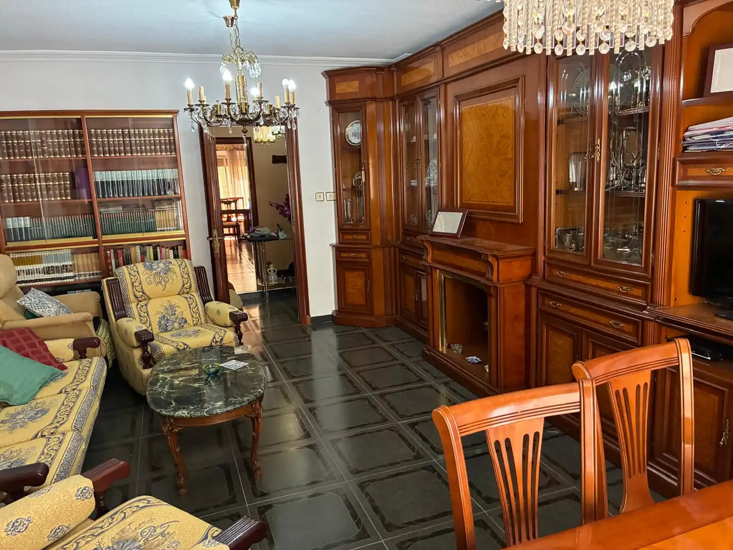 Piso con terraza en venta en Plaza Portillo de San Jerónimo 1