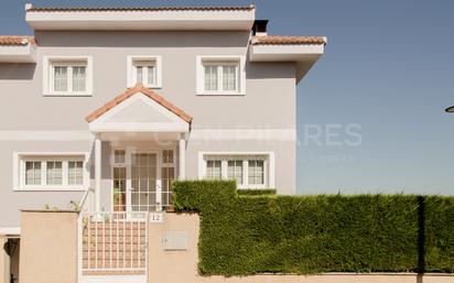 Exterior view of House or chalet for sale in Lardero  with Terrace and Swimming Pool