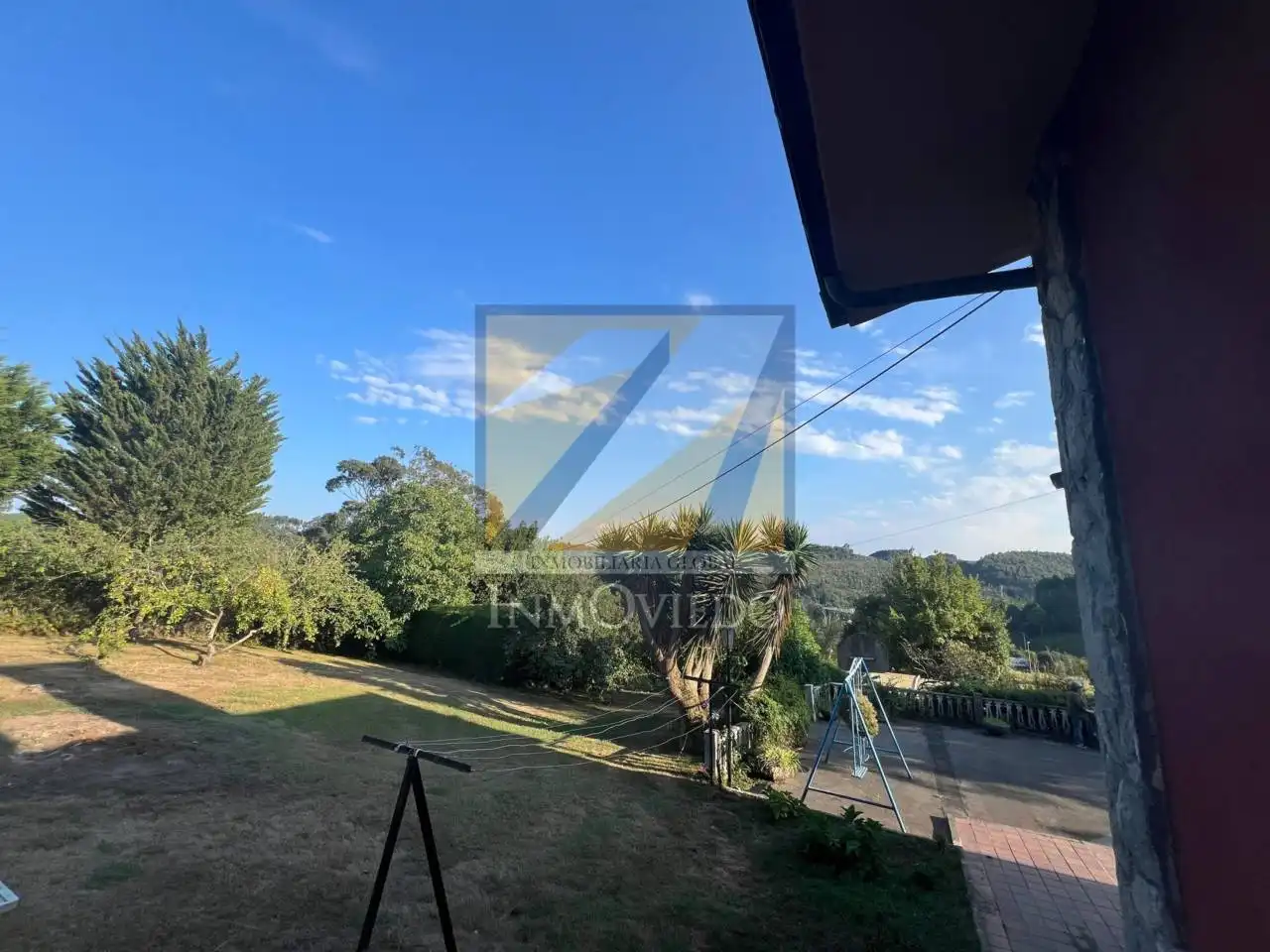 Terrassa de Casa o xalet en venda en Carreño amb Calefacció, Jardí privat i Parquet
