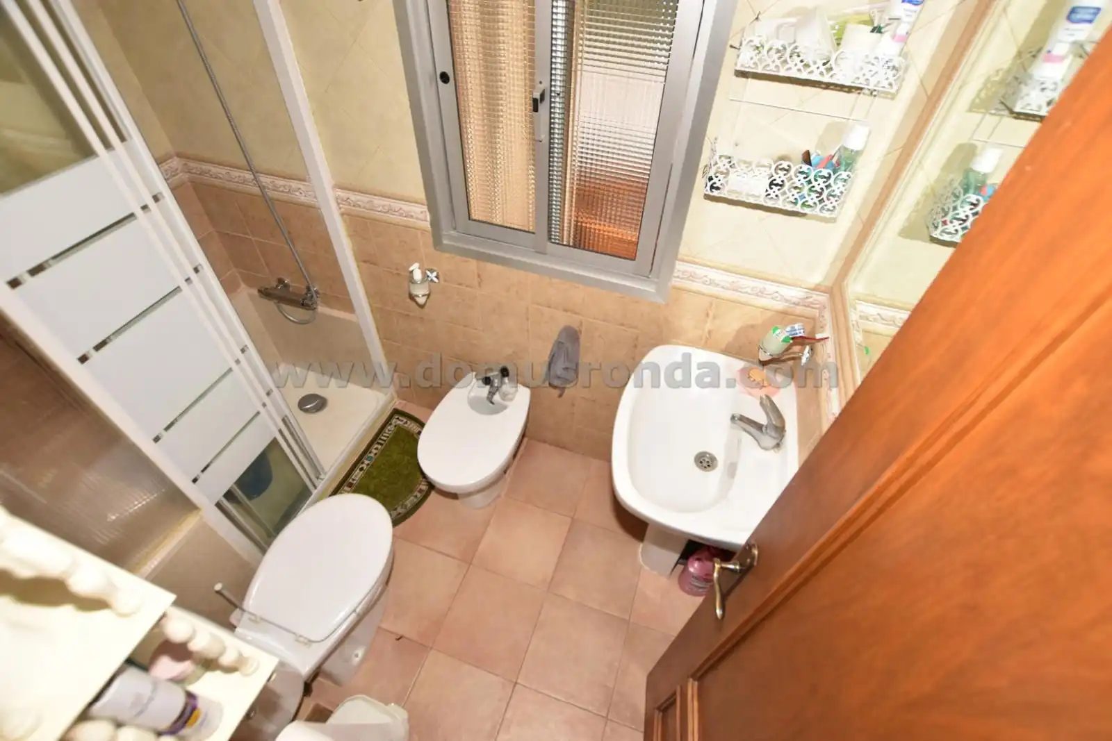 Badezimmer von Wohnung zum Verkauf in Ronda mit Möbliert