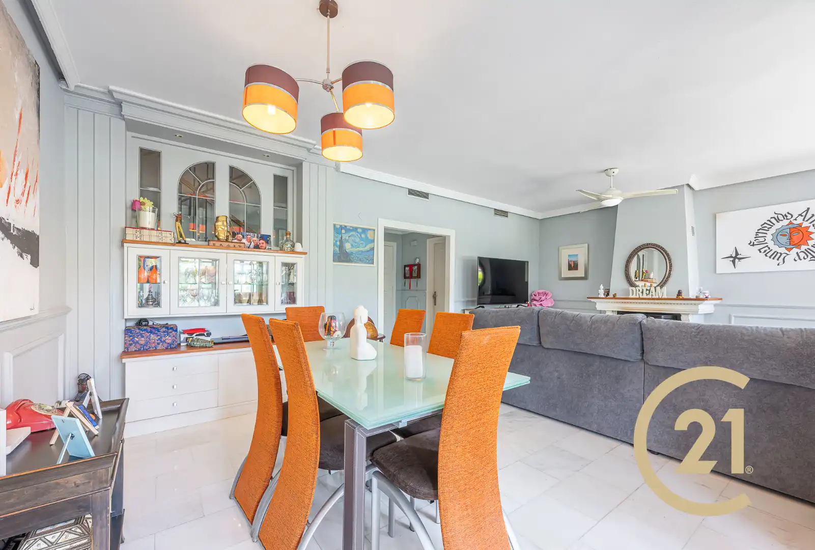 Comedor de Casa adosada en venta en Marbella con Aire acondicionado, Terraza y Piscina comunitaria