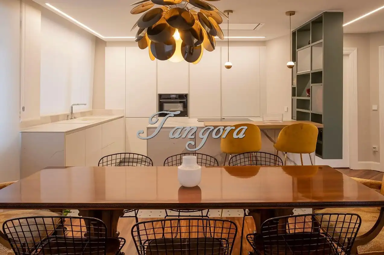 Dining room of Attic for sale in Getxo   with Air Conditioner, Heating and Parquet flooring
