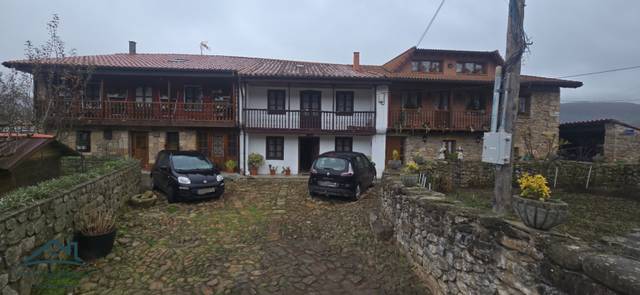 Casa-chalet en Venta en Santiurde de Toranzo