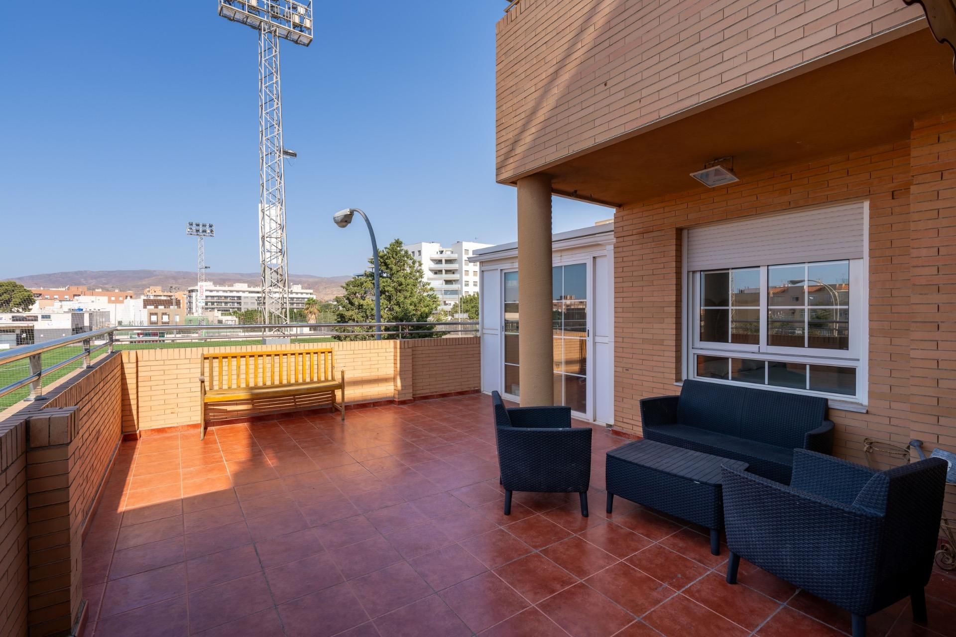 Terraza de Piso en venta en  Almería Capital con Aire acondicionado, Calefacción y Terraza