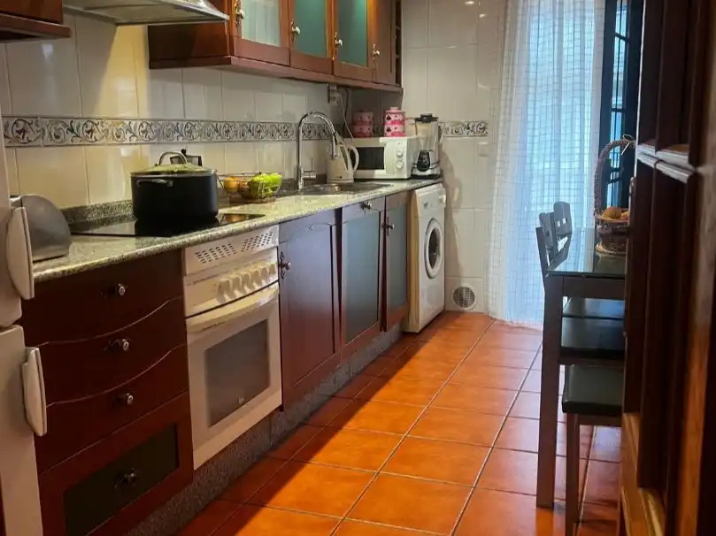 Cuina de Pis en venda en Foz amb Terrassa i Balcó