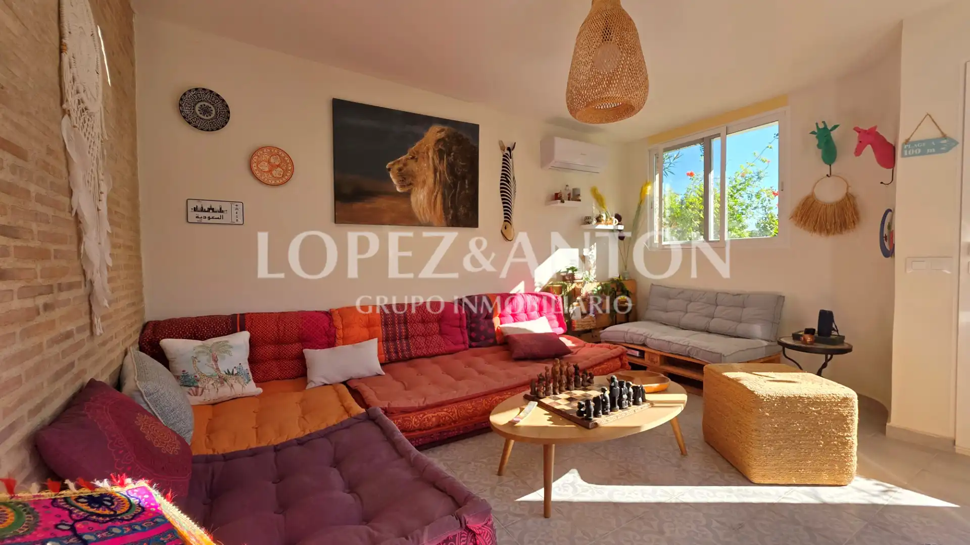 Wohnzimmer von Haus oder Chalet zum Verkauf in L'Eliana mit Klimaanlage, Heizung und Privatgarten