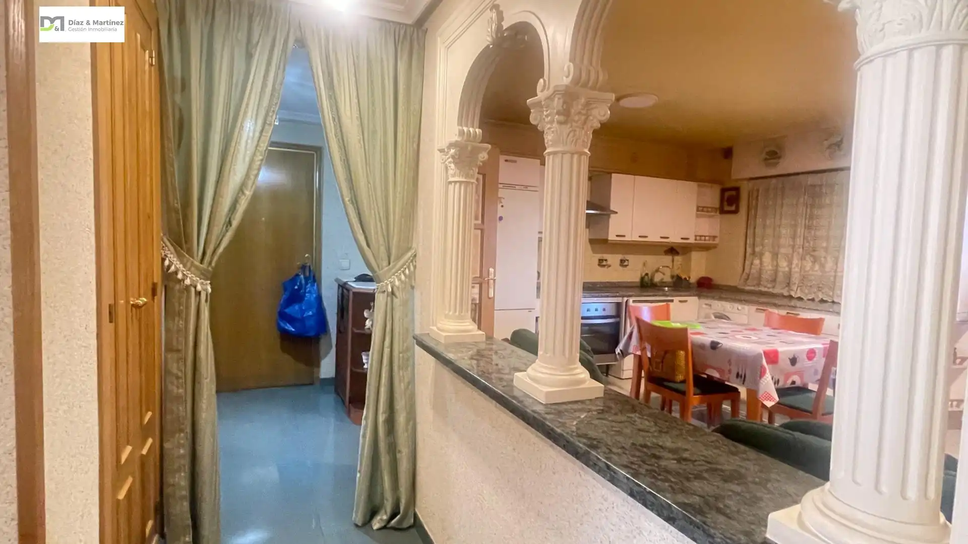 Piso en venta en La Vega - La Sal