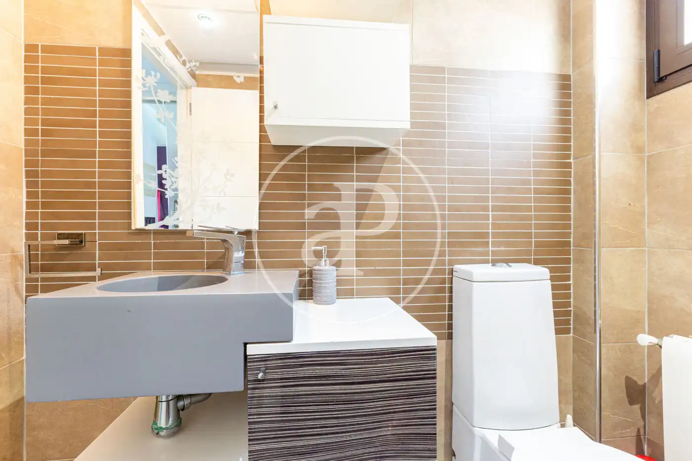 Bathroom of Houses for sale in Chiva  with Air Conditioner, Heating and Private garden