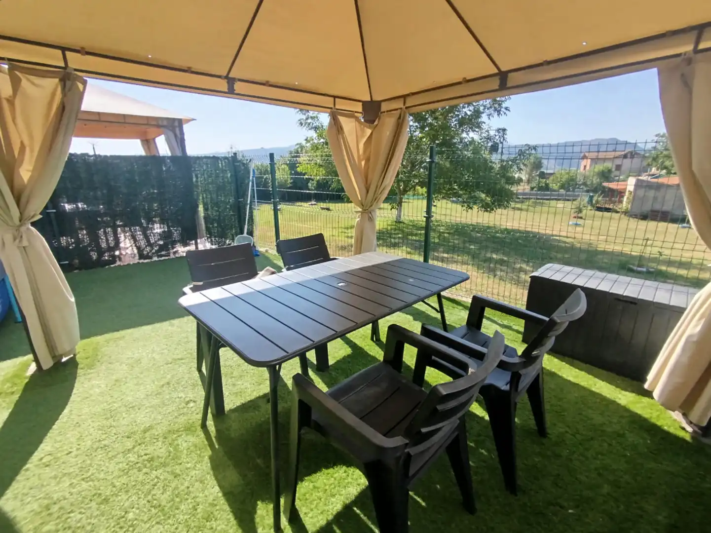 Terraza de Casa adosada en venta en Penagos con Calefacción, Jardín privado y Parquet