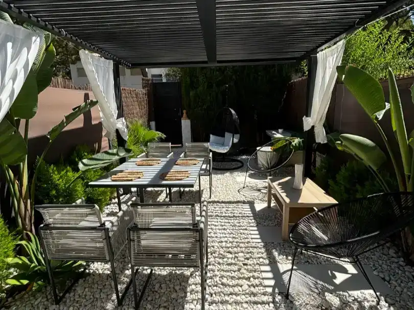 Terrasse von Wohnung zum Verkauf in Marbella mit Klimaanlage, Schwimmbad und Balkon