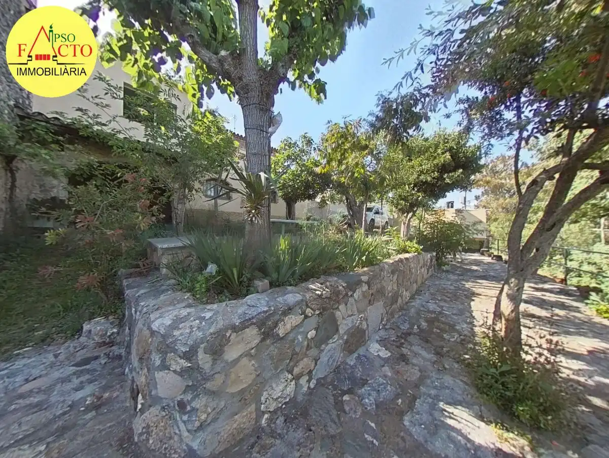 Exterior view of Houses for sale in Girona Capital  with Terrace and Storage room