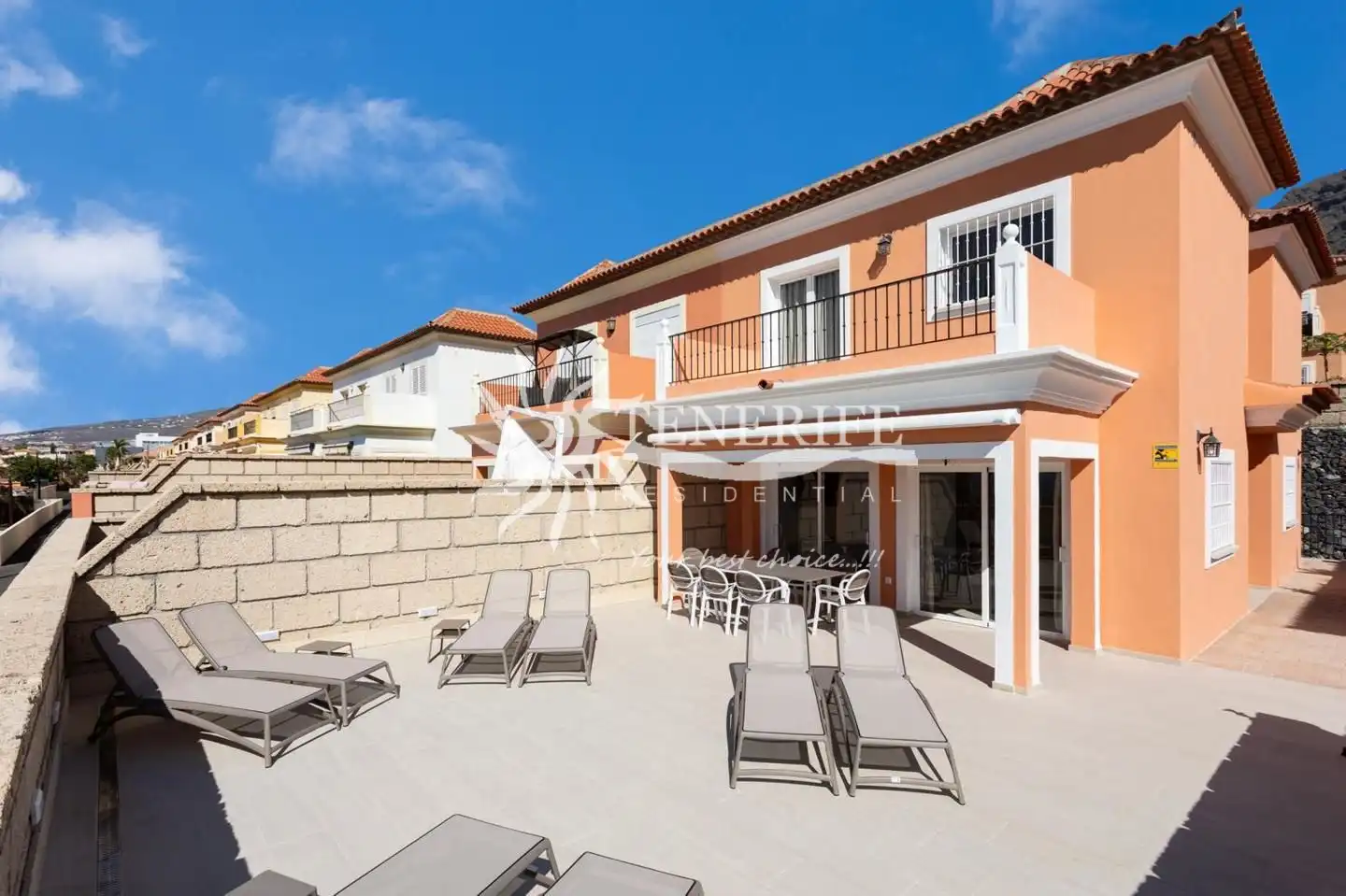 Terrassa de Casa o xalet en venda en Adeje amb Aire condicionat, Terrassa i Moblat