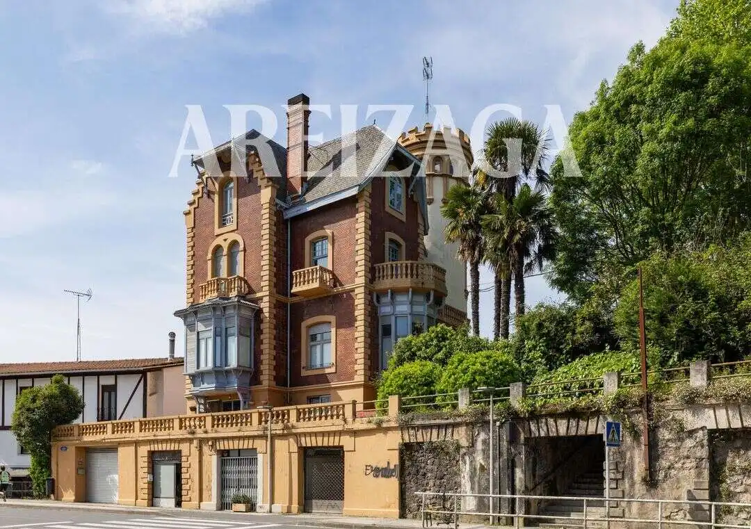 Exterior view of Flat for sale in Donostia - San Sebastián   with Heating
