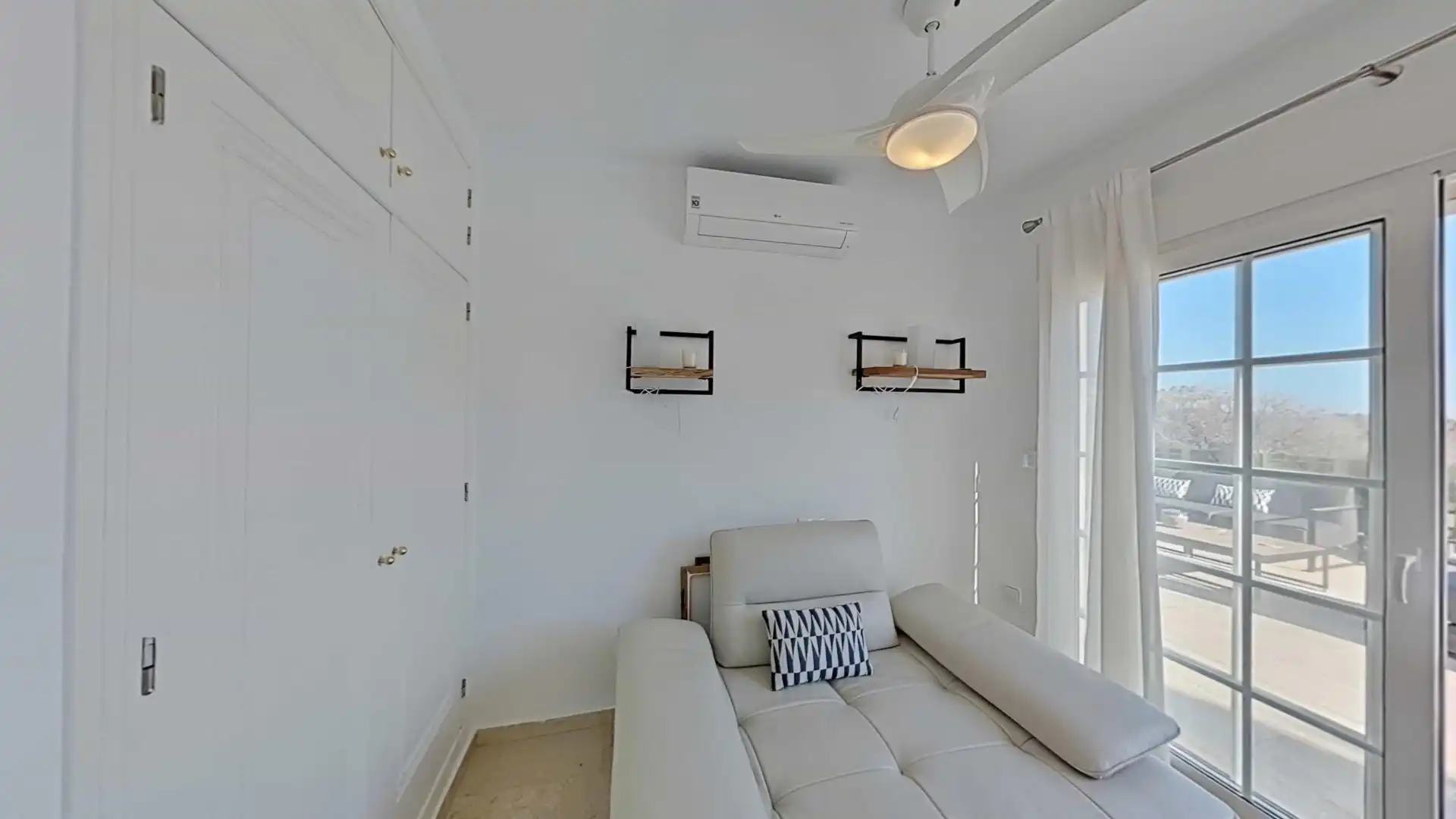 Villa mit Pool zum Verkauf in Calle Calle Gazorla, imagen 16