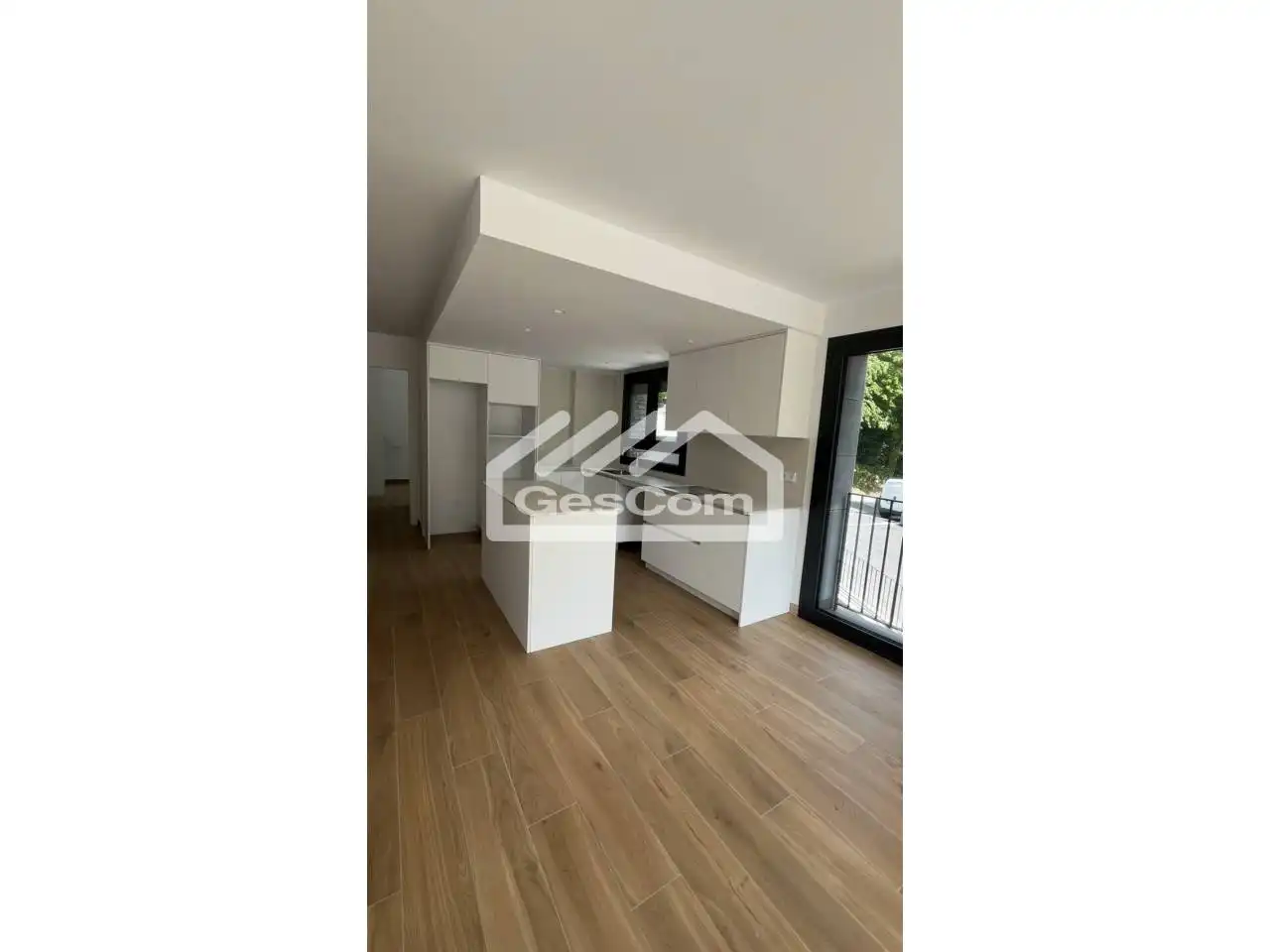 Cocina de Piso de alquiler en Escaldes – Engordany con Calefacción y Balcón
