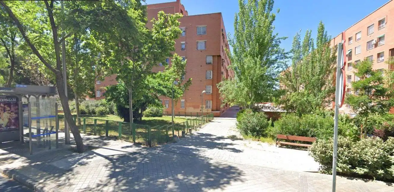 Exterior view of Garage for sale in Madrid