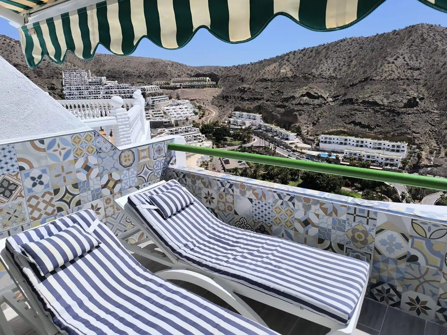 Terrassa de Apartament de lloguer en Mogán amb Terrassa, Moblat i Balcó