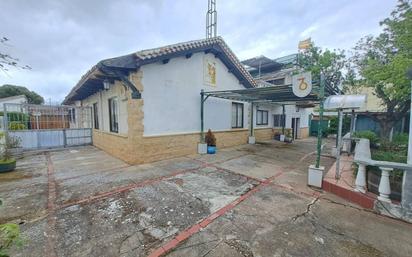 Vista exterior de Casa adosada en venda en Burgos Capital amb Calefacció, Jardí privat i Terrassa