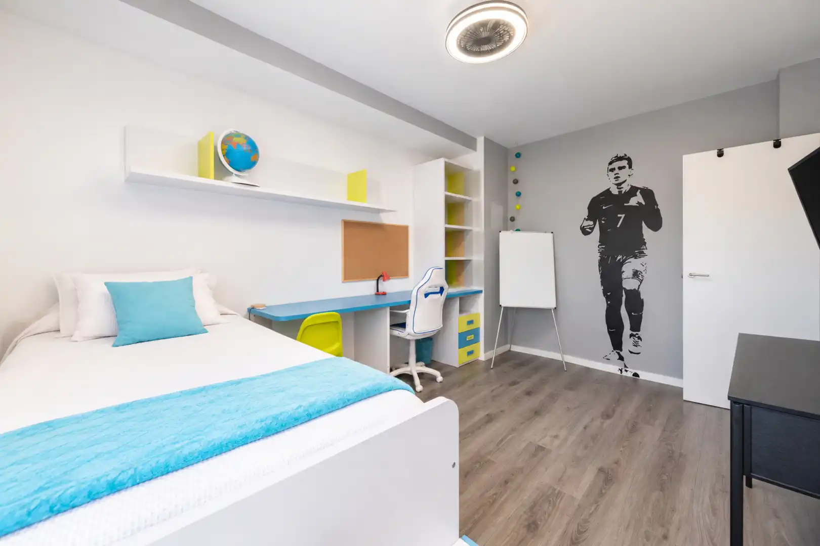 Chalet con piscina en venta en Calle de Pepe Colmenar 45, imagen 26