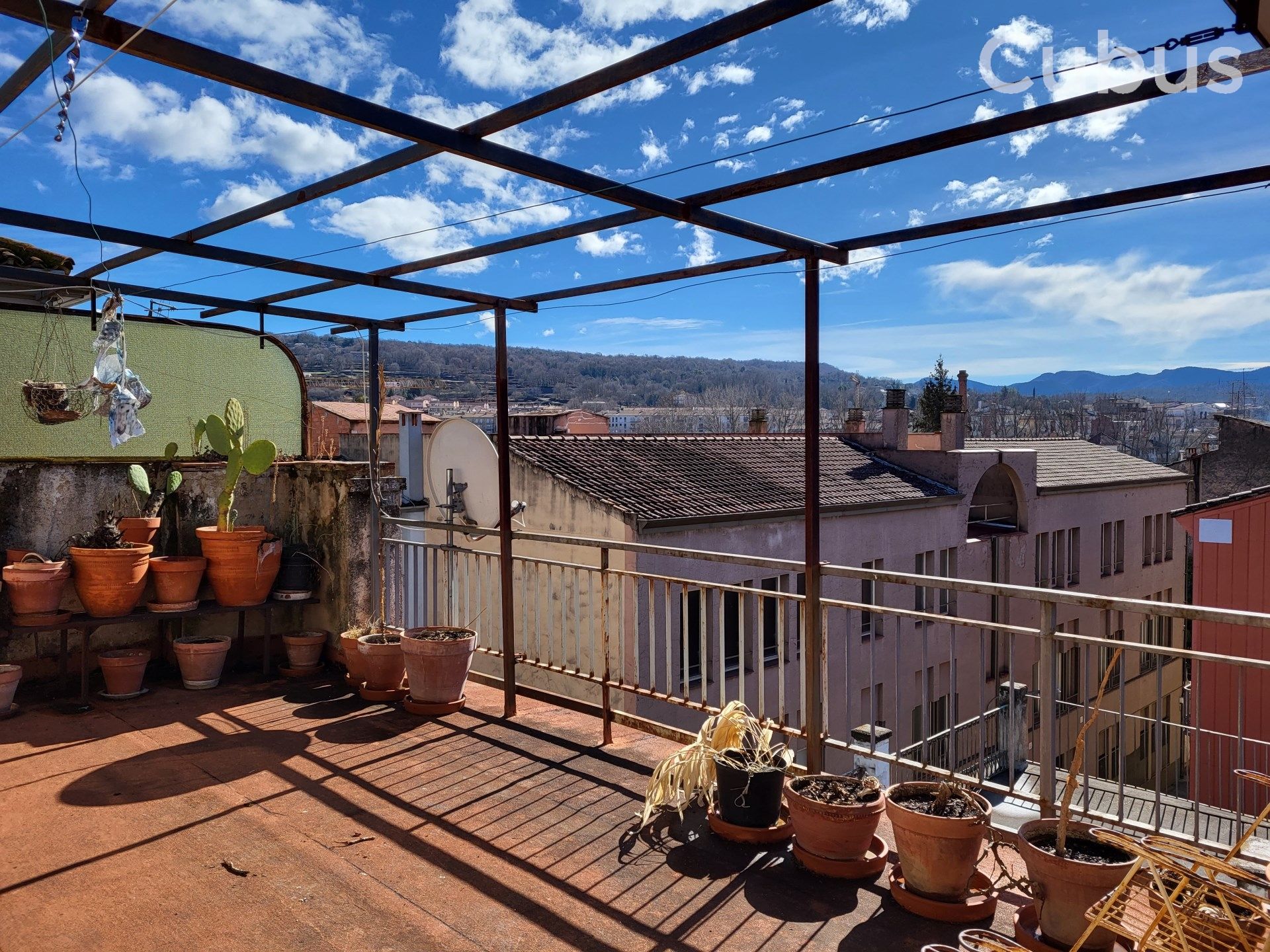 Flat for sale in Olot