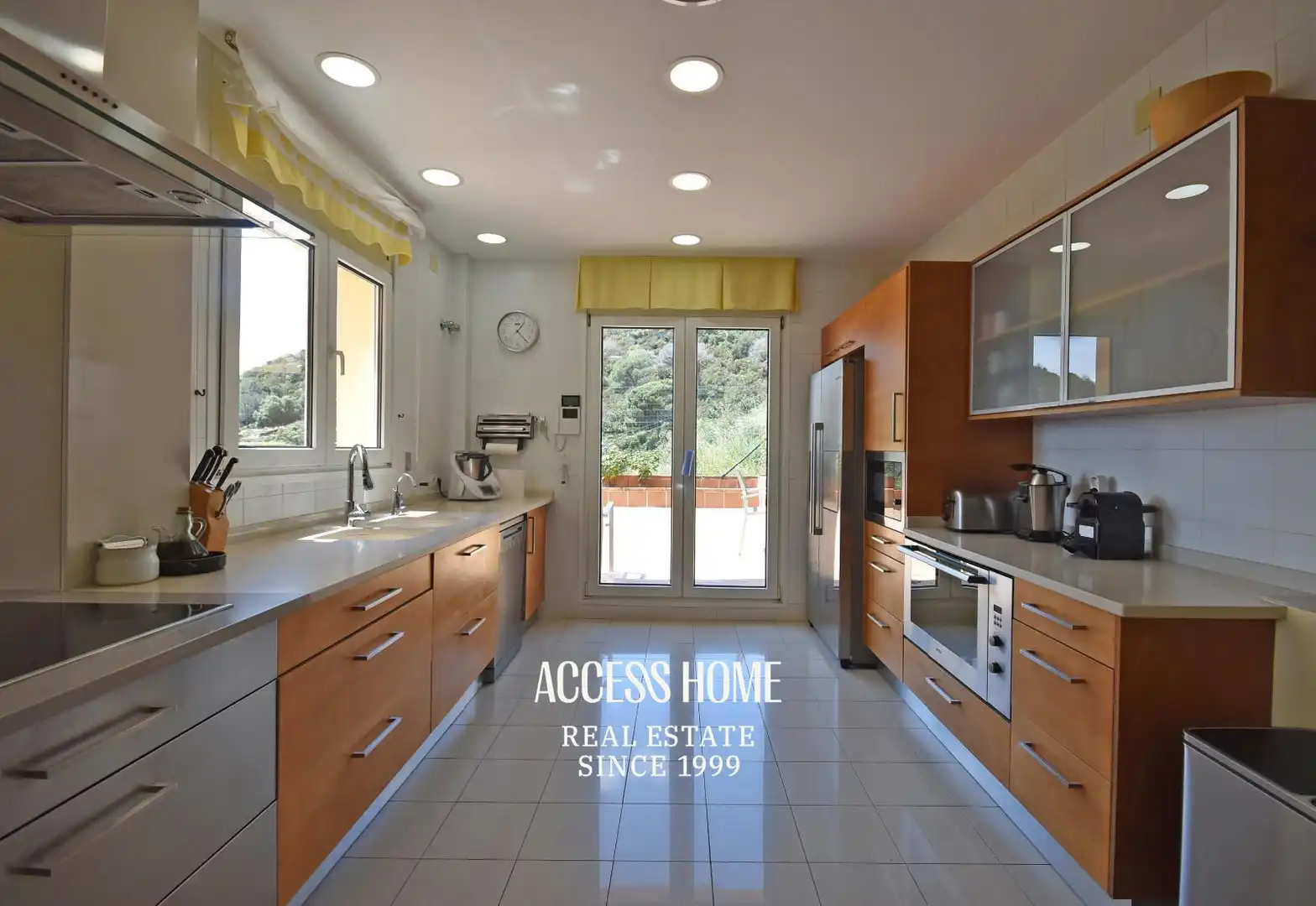 Cocina de Casa o chalet en venta en Badalona con Aire acondicionado, Calefacción y Terraza