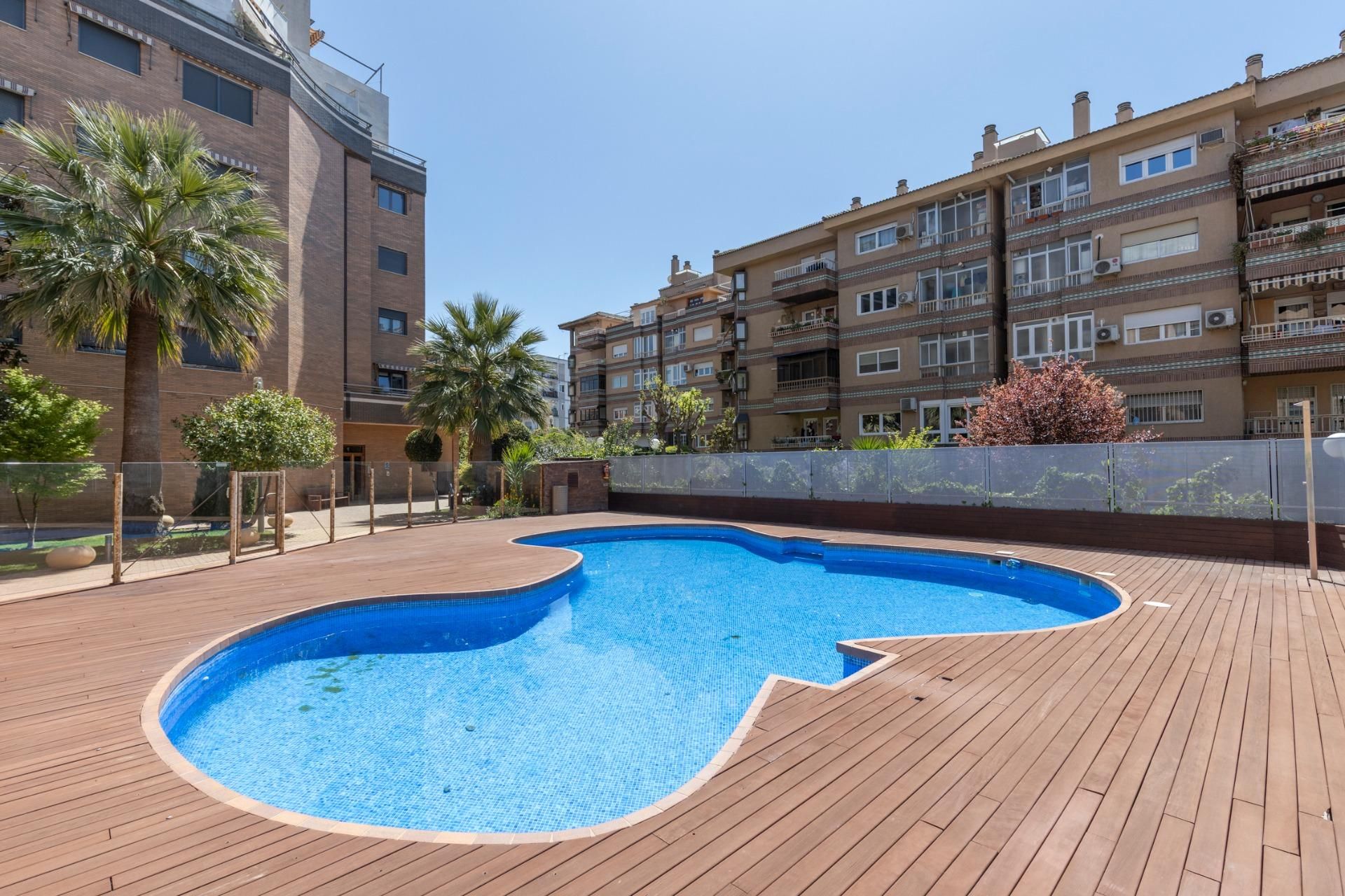 Swimming pool of Flat for sale in  Granada Capital  with Heating, Private garden and Terrace