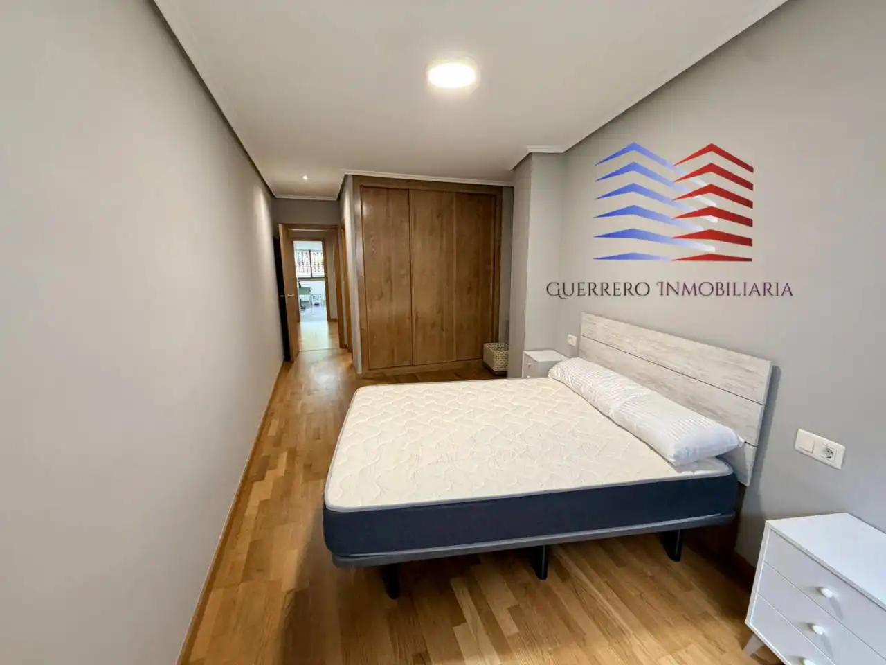 Habitación de Apartamento de alquiler en Barbadás con Calefacción, Trastero y Amueblado