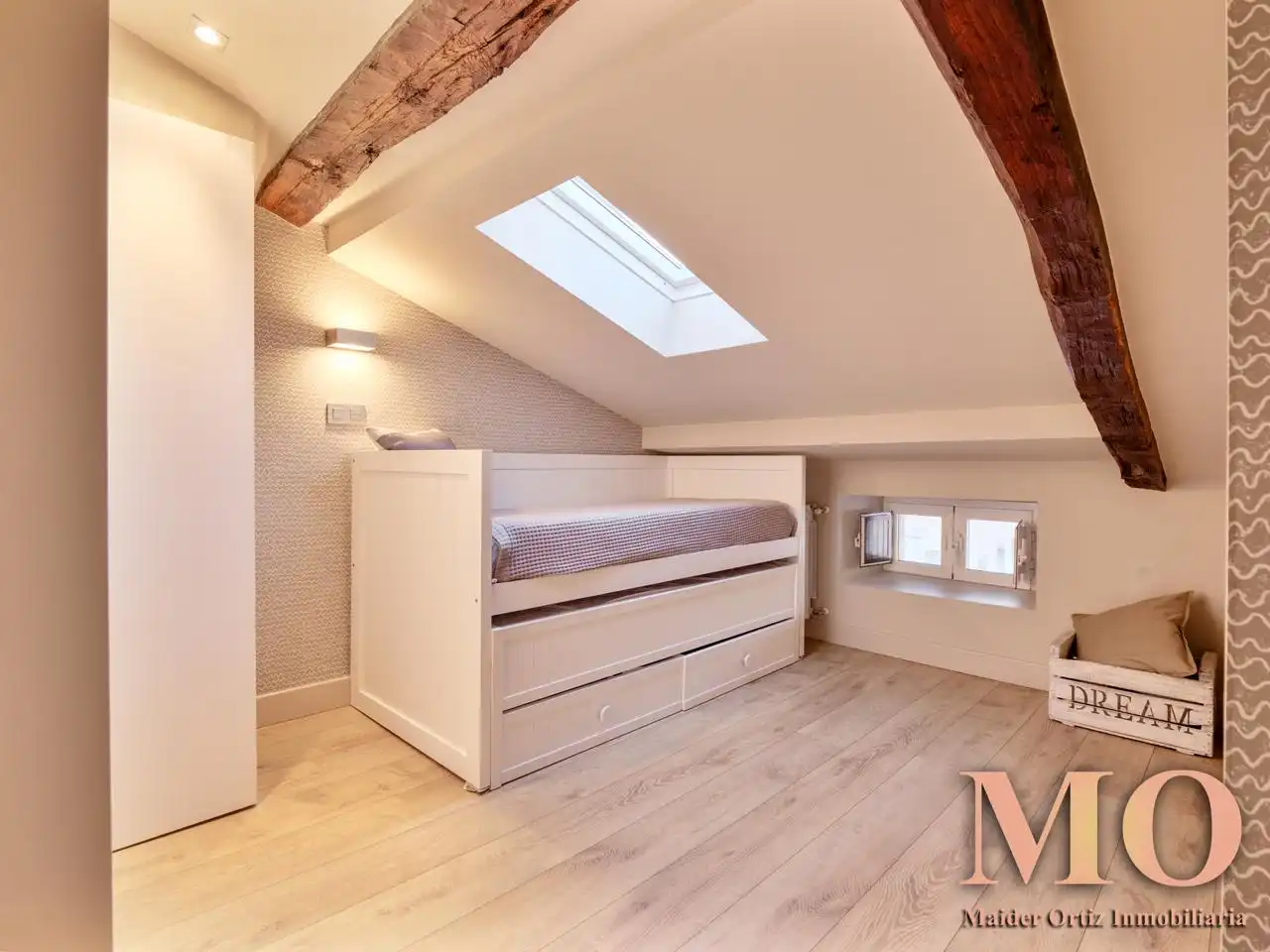 Habitación de Dúplex en venta en Bergara con Calefacción
