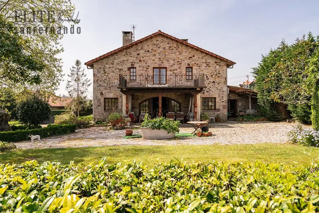 Vista exterior de Casa o xalet en venda en Ribamontán al Monte amb Calefacció, Jardí privat i Traster