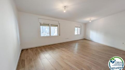 Foto 2 de Apartamento en venta en Pasaje Renfe S/n 1 1, Portbou, Girona