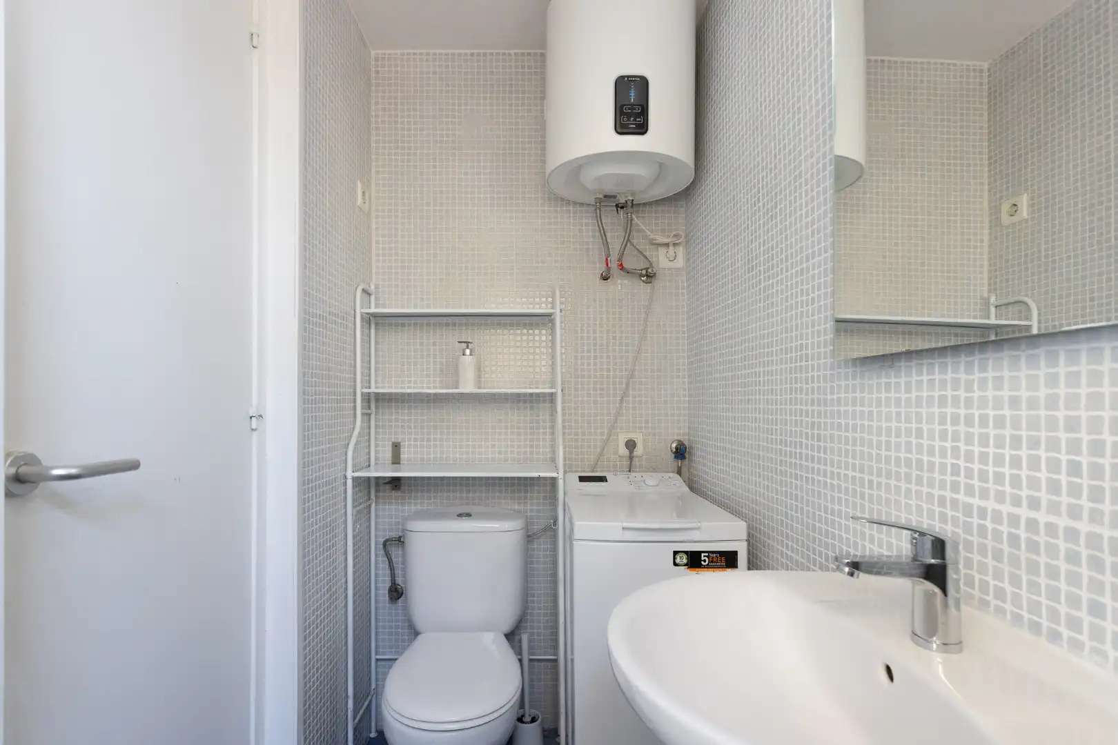 Baño de Ático en venta en Barcelona con Aire acondicionado, Calefacción y Terraza