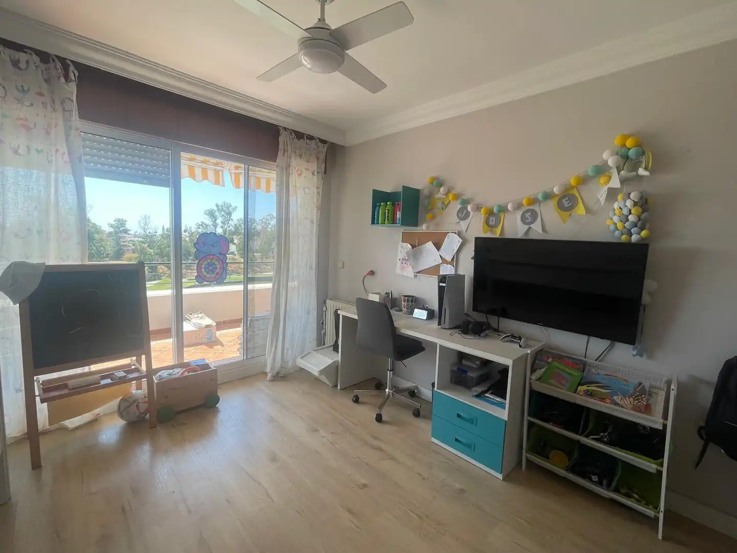Dormitori de Apartament en venda en Marbella amb Terrassa, Traster i Moblat