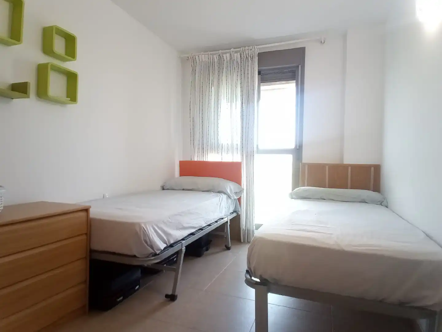 Dormitori de Apartament en venda en Moncofa amb Terrassa, Piscina i Moblat