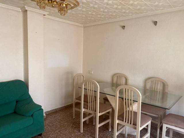 Piso en Venta en Avenida Madrid en El Forn d'Alcedo