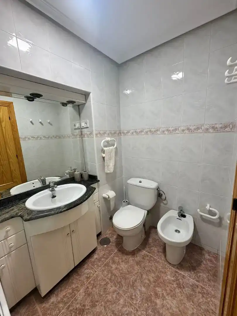 Badezimmer von Wohnung zur Miete in La Manga del Mar Menor