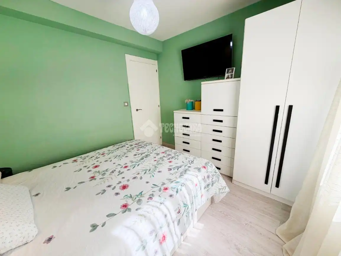 Schlafzimmer von Wohnung zum Verkauf in Zaragoza mit Klimaanlage, Heizung und Parkett